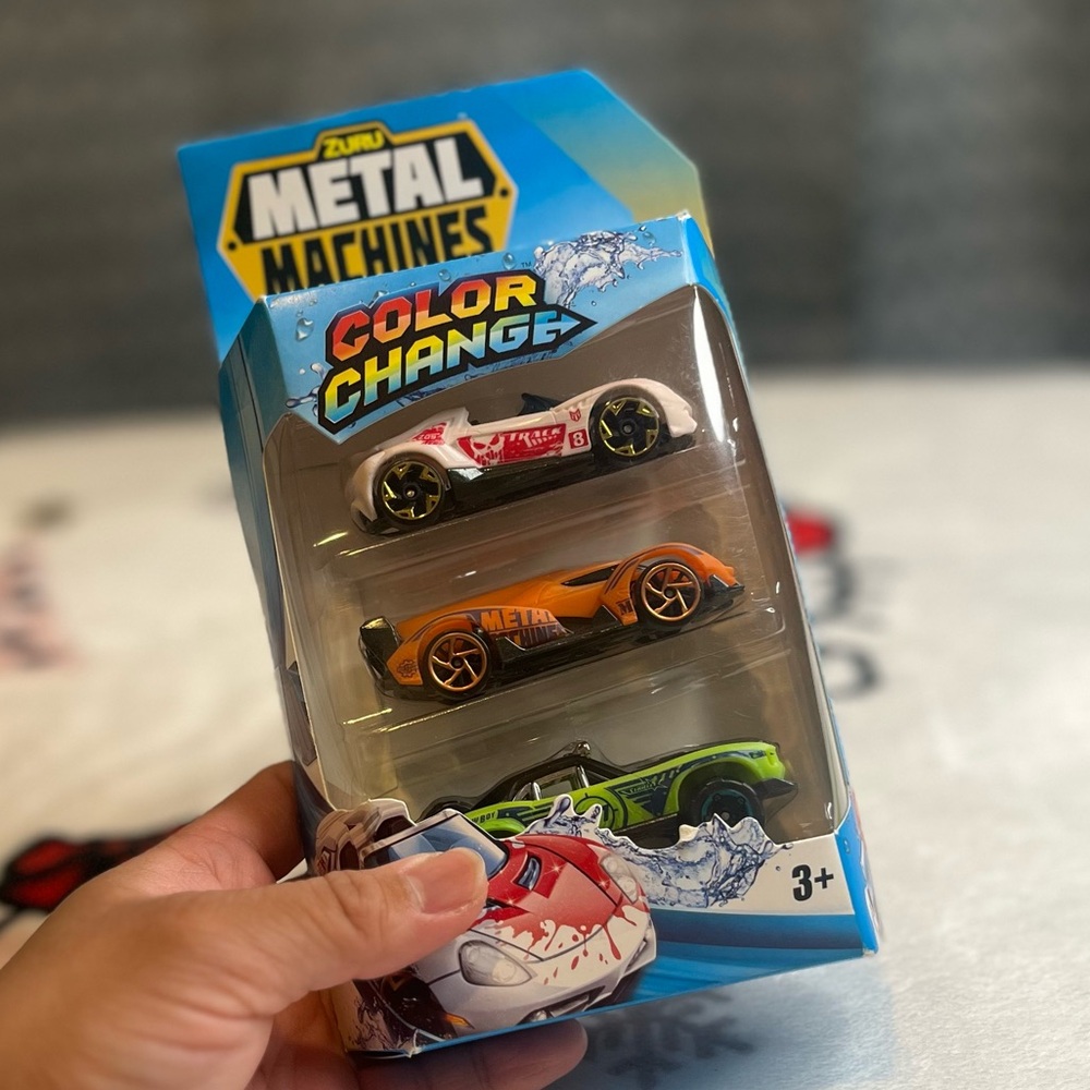 Zuru Metal Machines Color Changing Car Set New!